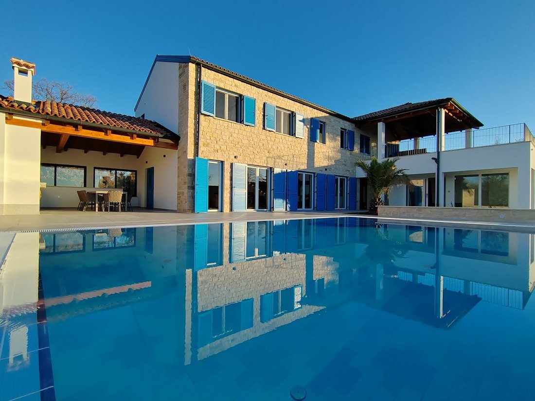 Villa in Višnjan, Istria County, Croatia 1 - 15057343