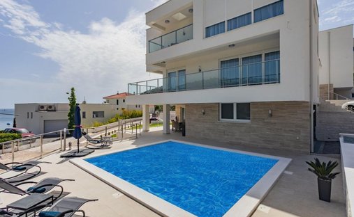 Villa in Razanj, Sibenik-Knin County, Croatia 1