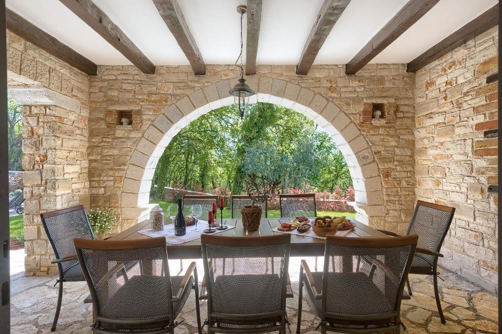 Villa in Muntrilj, Istria County, Croatia 2 - 14499543