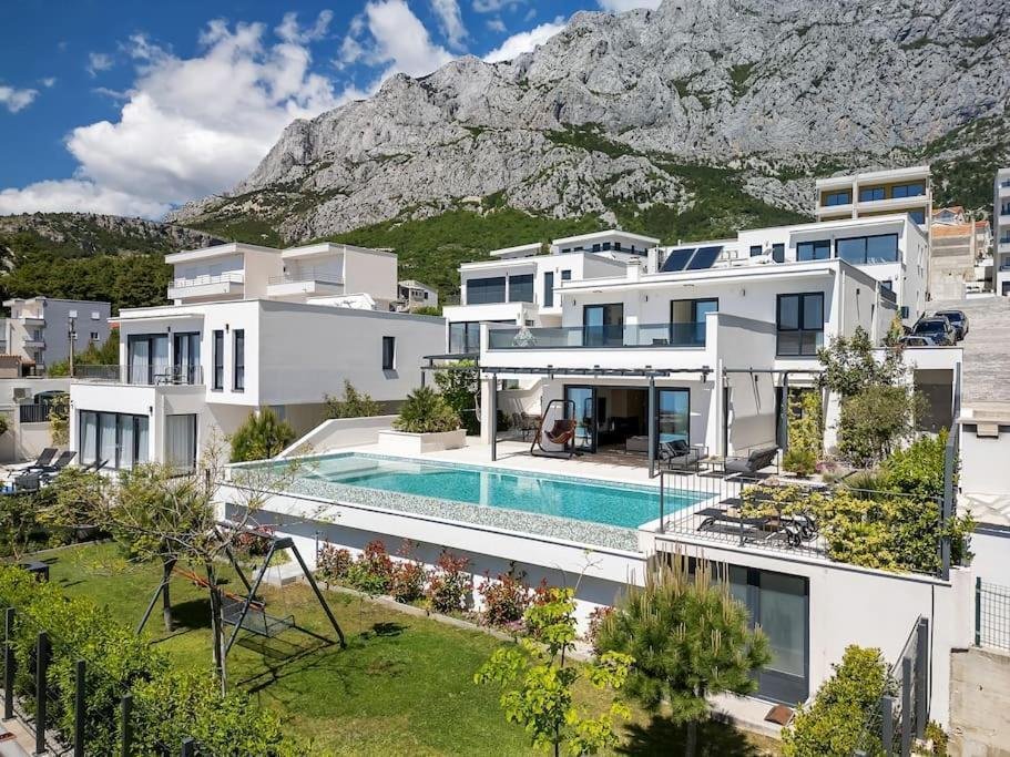 Villa in Makarska, Split-Dalmatia County, Croatia 1 - 14358027