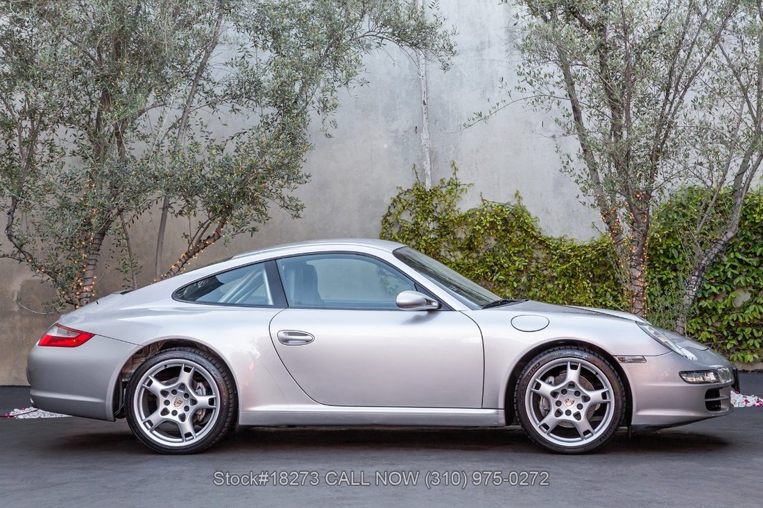 Porsche 997 Carrera in Los Angeles, CA 4 - 15376039