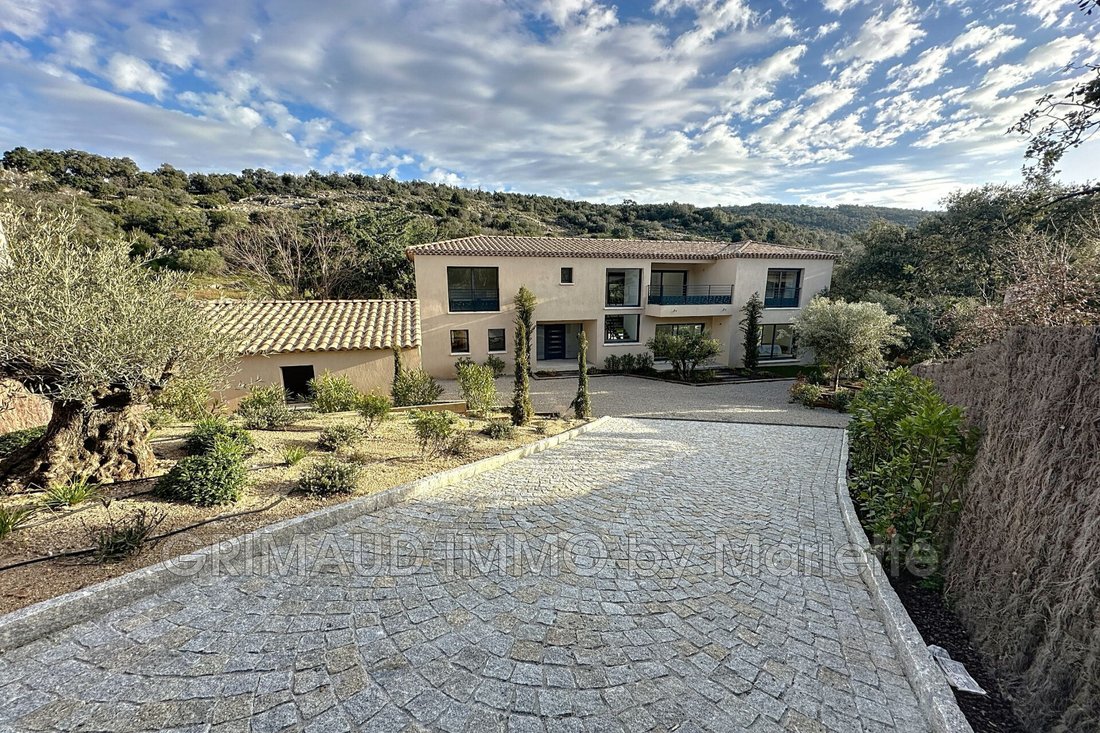 Villa in Le Plan-de-la-Tour, Provence-Alpes-Côte d'Azur, France 3 - 14530449