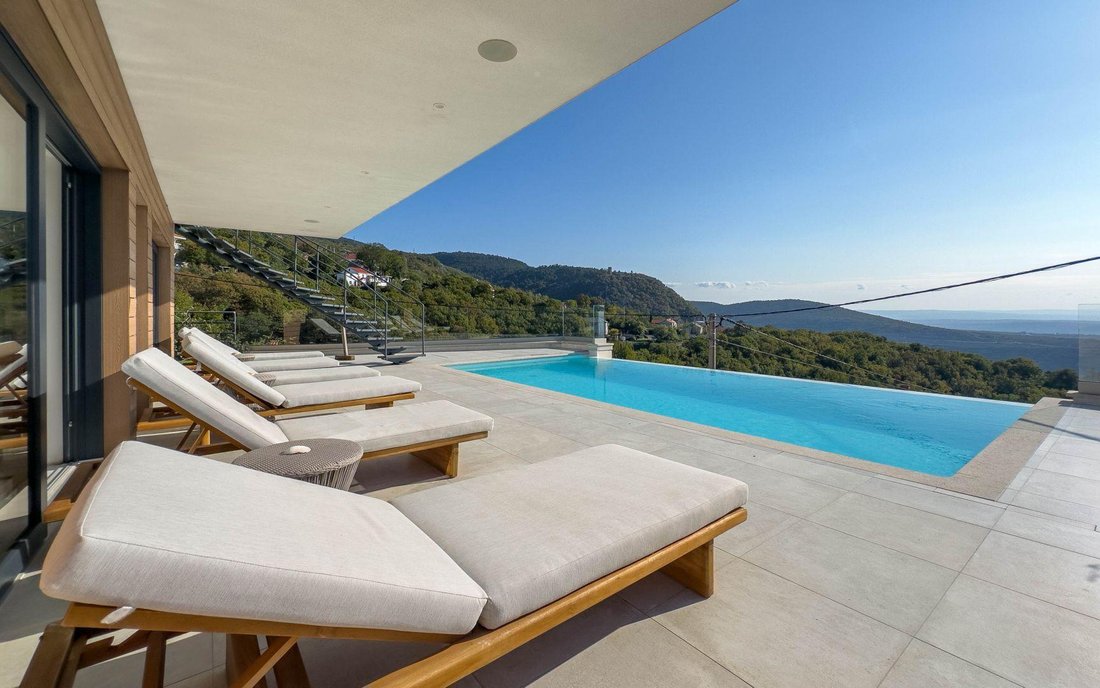 Villa in Grad Bakar, Primorje-Gorski Kotar County, Croatia 3 - 14848940