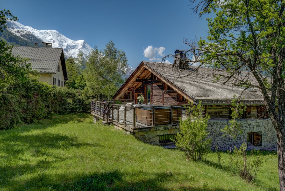 House in Chamonix-Mont-Blanc, Auvergne-Rhône-Alpes, France 1 - 14261453