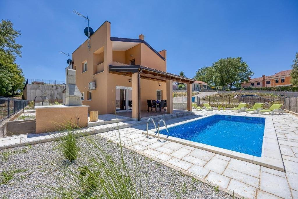 Villa in Tinjan, Istria County, Croatia 2 - 14578951