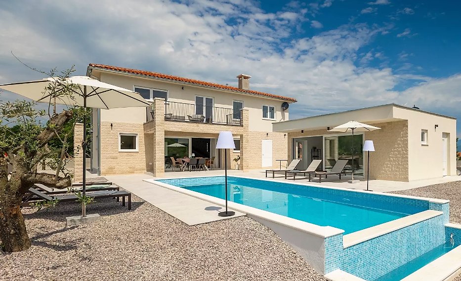 Villa in Labin, Istria County, Croatia 1 - 12124051