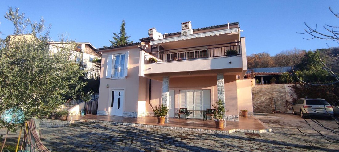 Villa in Mjesni odbor Skurinje, Grad Rijeka, Primorje-Gorski Kotar County 1 - 14535378