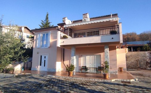 Villa in Mjesni odbor Skurinje, Grad Rijeka, Primorje-Gorski 1