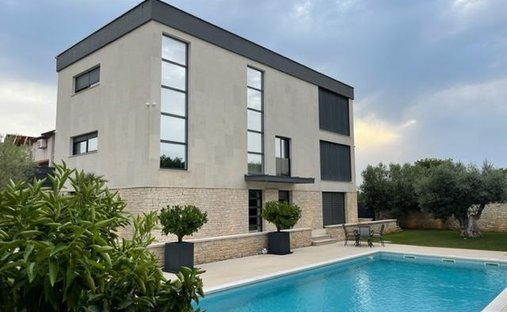 Villa in Grad Pula, Istria County, Croatia 1