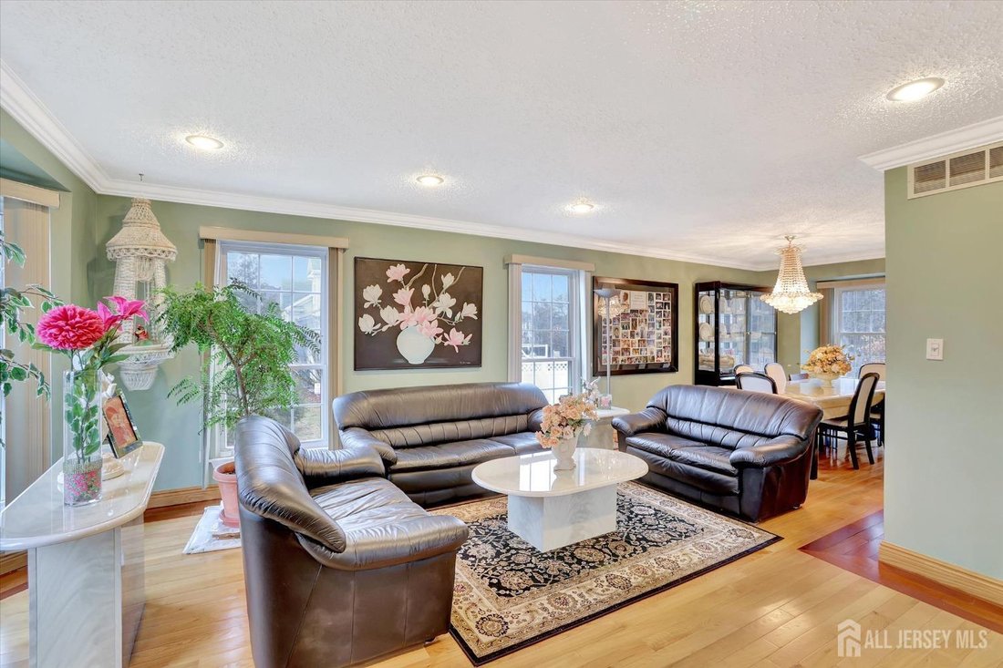 House in Old Bridge Township, New Jersey, United States 2 - 15375998