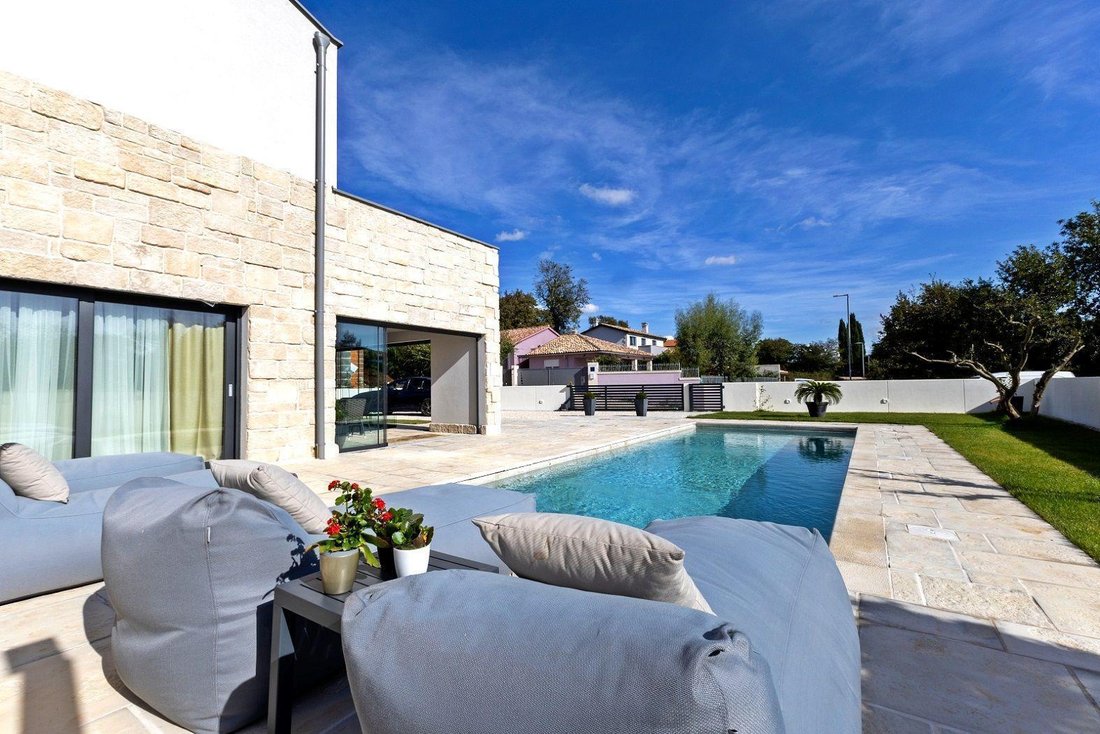 Villa in Svetvincenat, Istria County, Croatia 4 - 14539149
