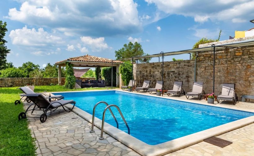 Villa in Zminj, Istria County, Croatia 1 - 14977959
