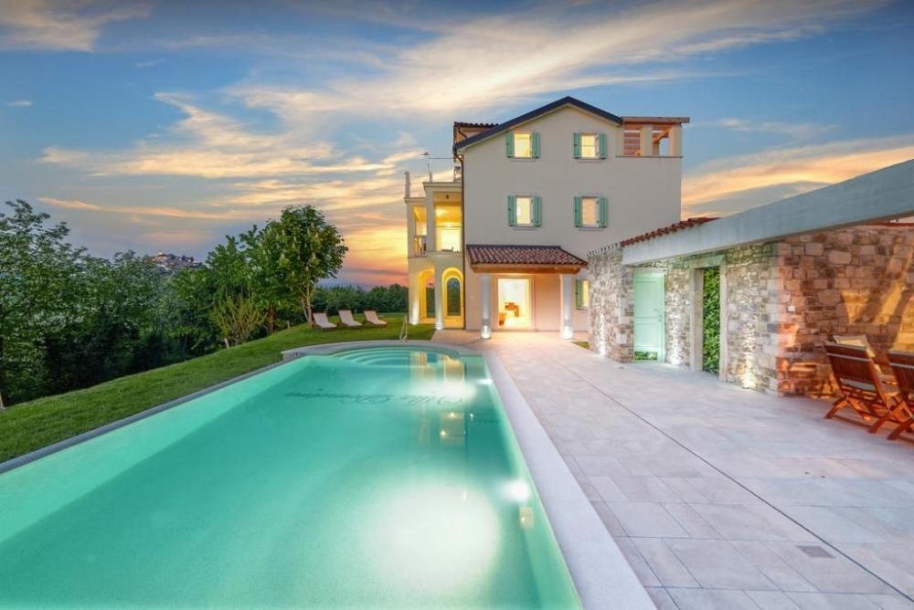 Villa in Opcina Motovun, Istria County, Croatia 1 - 11509451