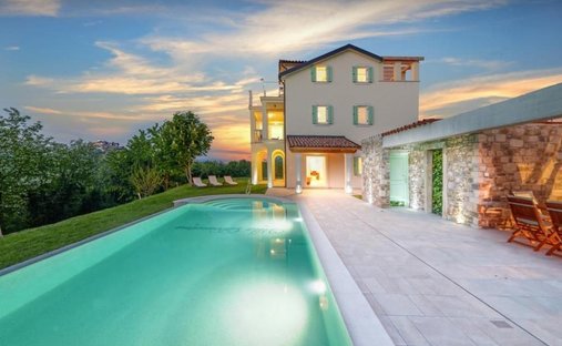 Villa in Opcina Motovun, Istria County, Croatia 1