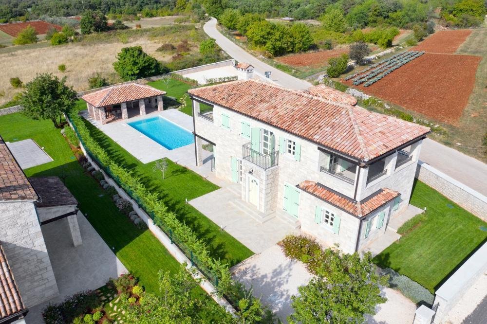 Villa in Sveti Lovrec Pazenaticki, Istria County, Croatia 3 - 11715871