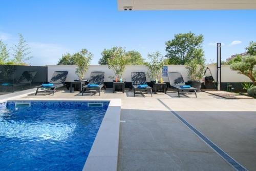 Villa in Medulin, Istria County, Croatia 4 - 14658739