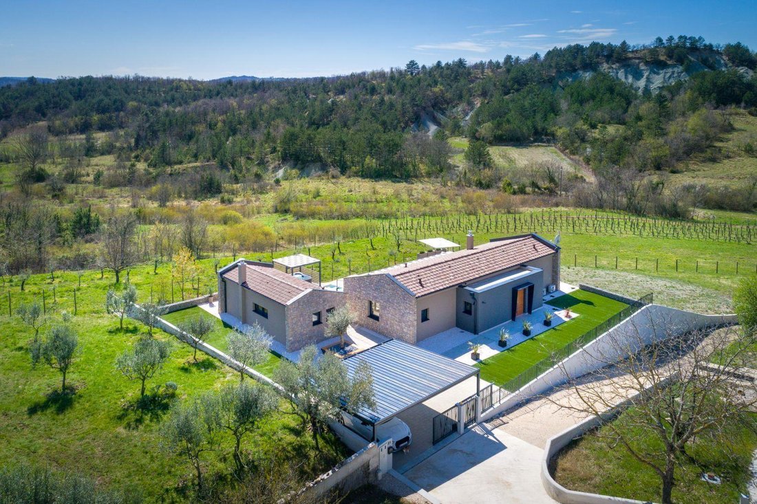 Villa in Hum, Istria County, Croatia 1 - 14575197