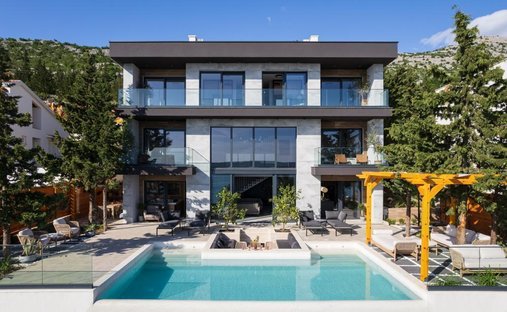 Villa in Starigrad-Paklenica, Zadar, Kroatien 1