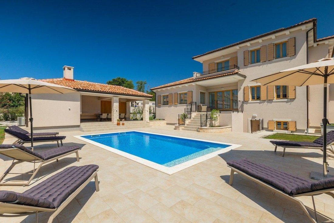 Villa in Rovinj, Istria County, Croatia 2 - 15117742
