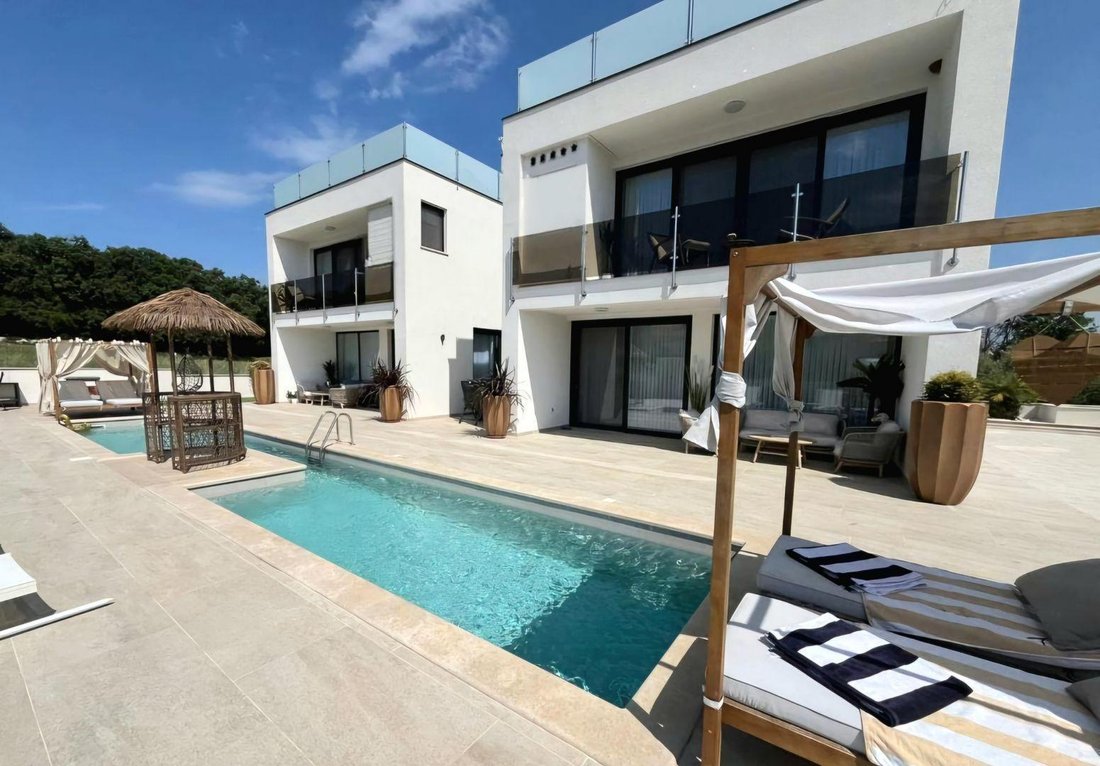 Villa in Porec, Istria County, Croatia 2 - 14575204