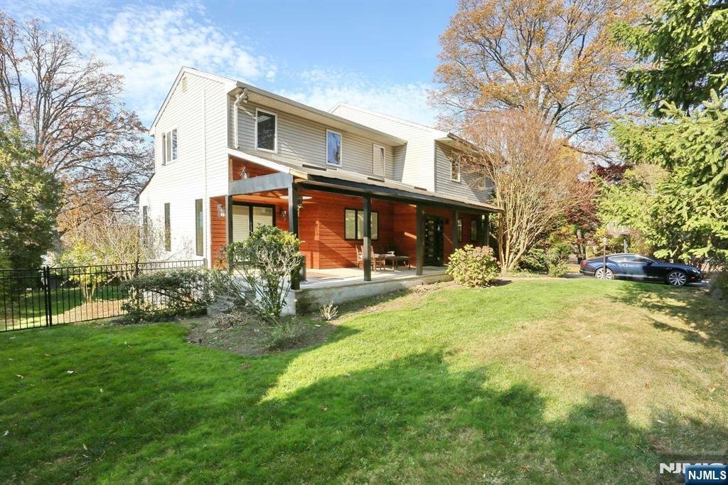 House in Cresskill, New Jersey, United States 4 - 15005794