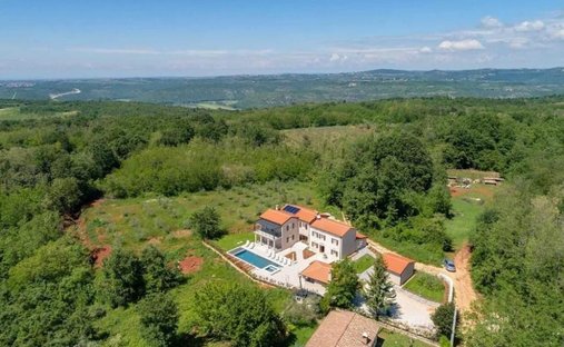 Villa in Kastelir, Istria County, Croatia 1