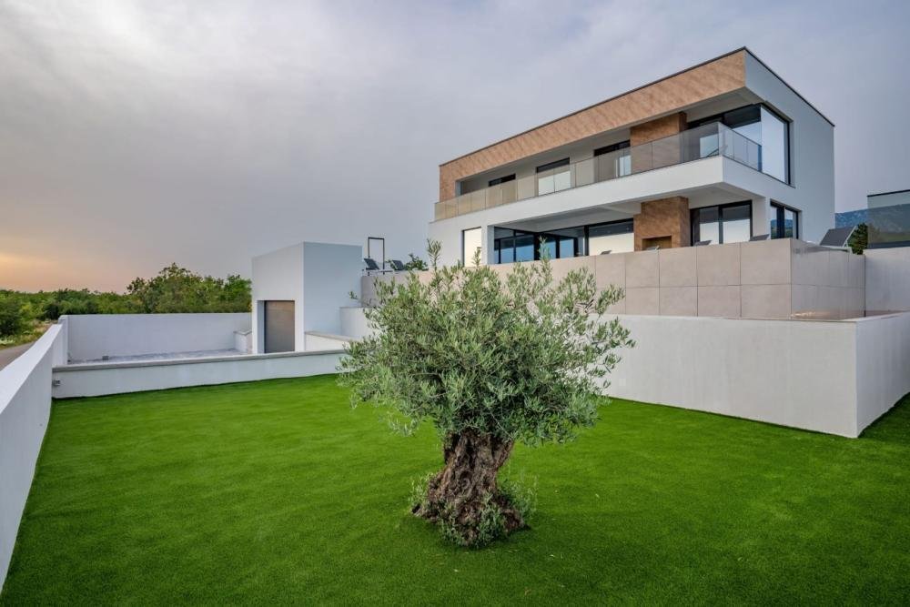 Villa in Grad Crikvenica, Primorje-Gorski Kotar County, Croatia 1 - 13882529