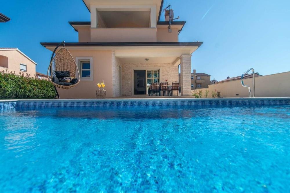 Villa in Porec, Istria County, Croatia 4 - 14233011