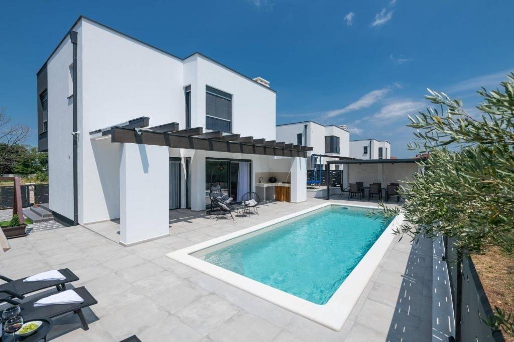 Villa in Galizana, Istria County, Croatia 1 - 14776538