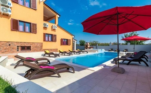 Villa en Grad Pula, Istria, Croacia 1