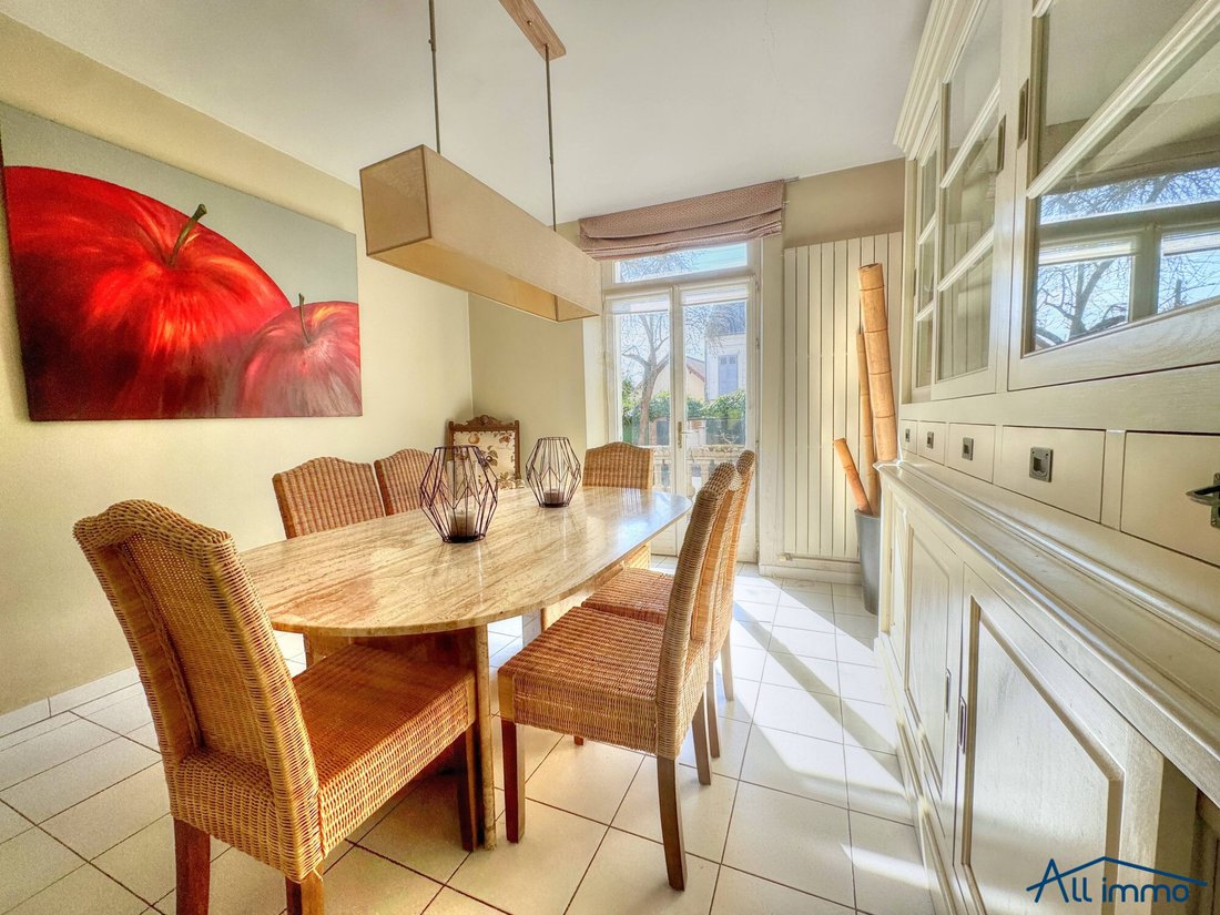 House in Sucy-en-Brie, Ile-de-France, France 3 - 13876862