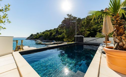 Villa in Starigrad, Zadar County, Croatia 1