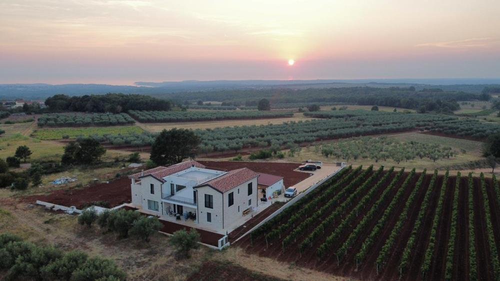 Villa in Kastelir, Istria County, Croatia 1 - 15013533