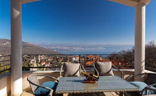 Villa in Opcina Lovran, Primorje-Gorski Kotar County, Croatia 1