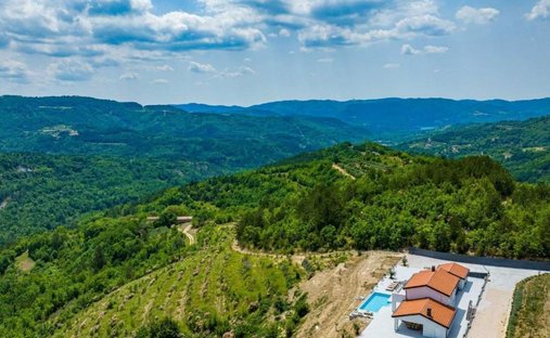 Villa in Opcina Cerovlje, Istria County, Croatia 1