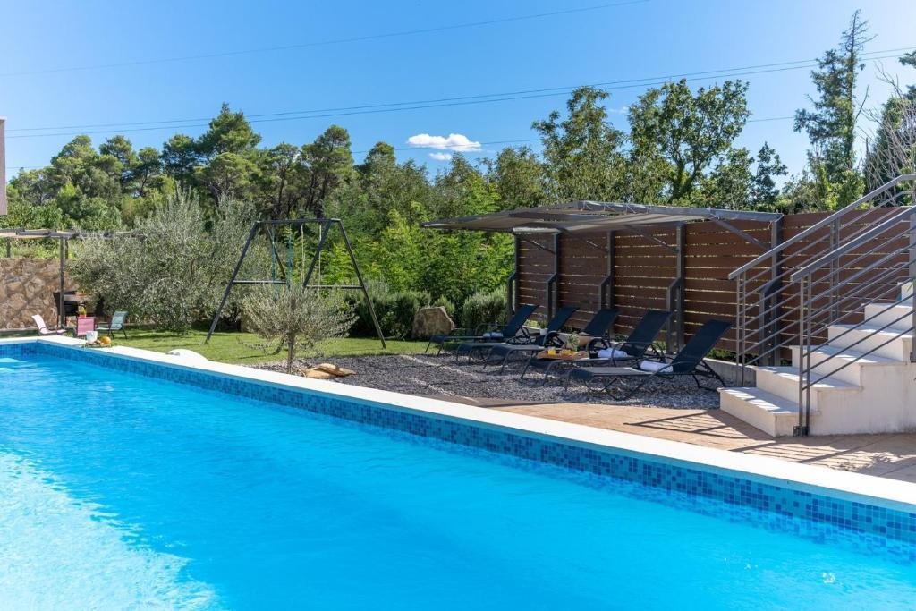 Villa in Omis, Split-Dalmatia County, Croatia 4 - 14378496