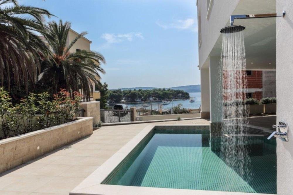 Villa in Zedno, Split-Dalmatia County, Croatia 1 - 13882668