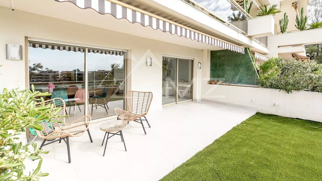 Apartment in Cannes, Provence-Alpes-Côte d'Azur, France 1 - 14103226