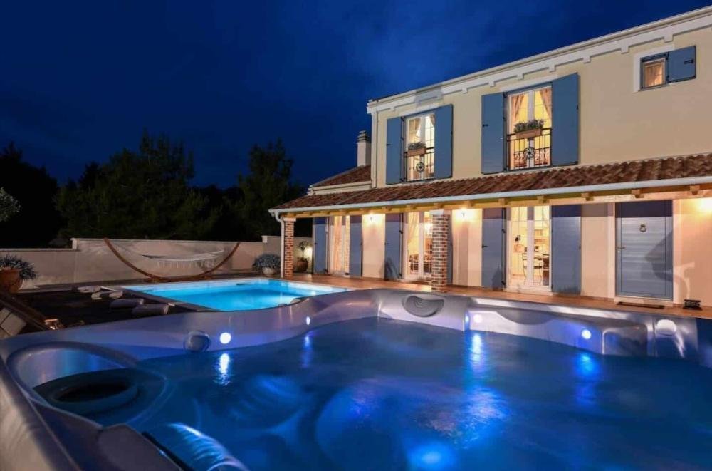 Villa in Zadar, Zadar County, Croatia 1 - 14527385