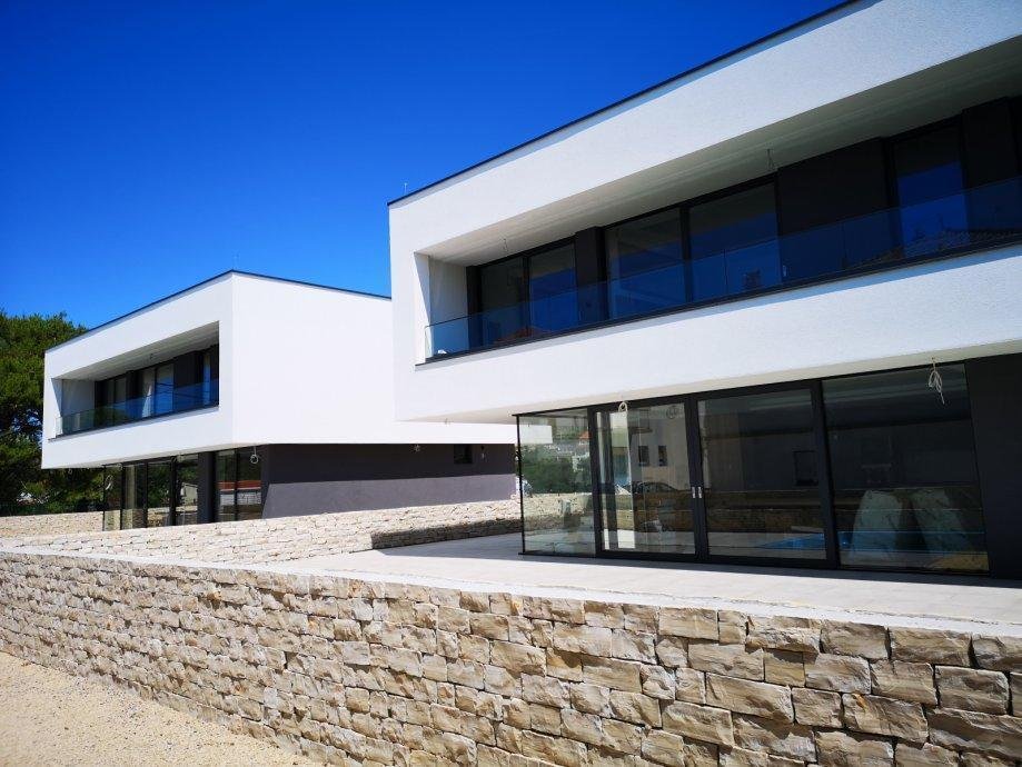 Villa in Kampor, Primorje-Gorski Kotar County, Croatia 1 - 10992685