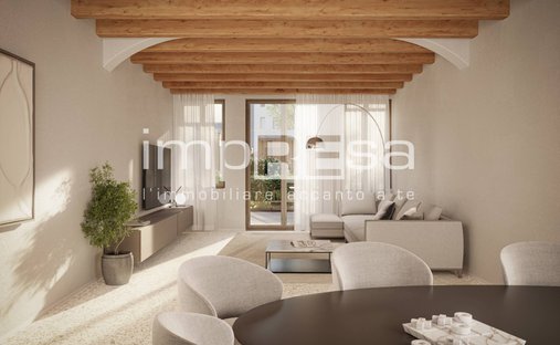 Apartment in Cathedral - Piazza dei Signori, Treviso, Italy 1