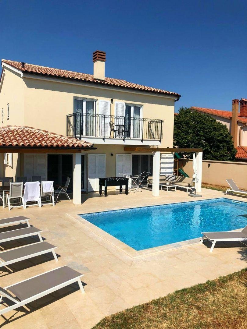 Villa in Vodnjan, Istria County, Croatia 1 - 14434859