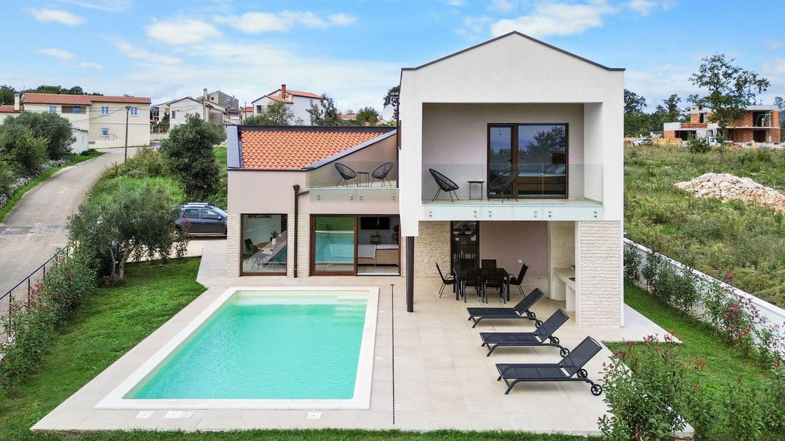 Villa in Krnica, Istria County, Croatia 1 - 14885511
