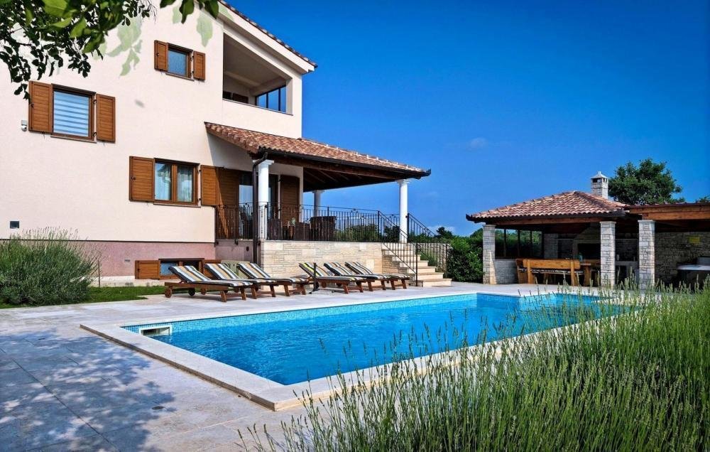 Villa in Svetvincenat, Istria County, Croatia 3 - 14271792