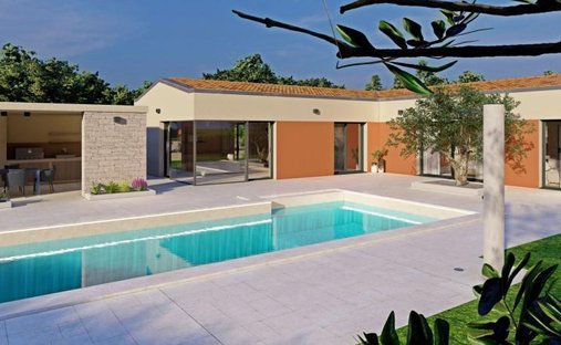 Villa in Sveti Lovrec Pazenaticki, Istria County, Croatia 1
