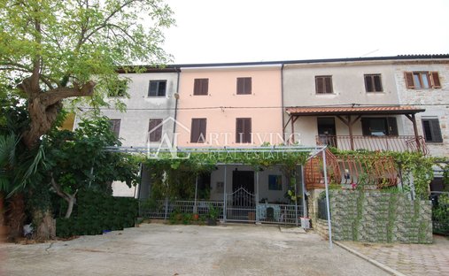 House in Novigrad, Istria County, Croatia 1