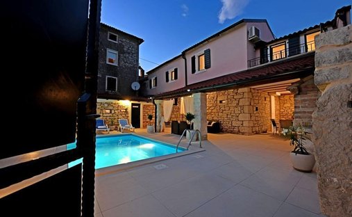 Villa in Sveti Lovrec Pazenaticki, Istria County, Croatia 1