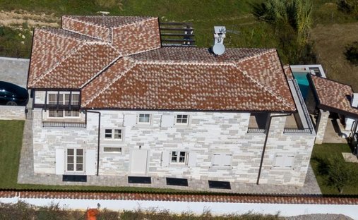 Villa in Momjan, Istria County, Croatia 1