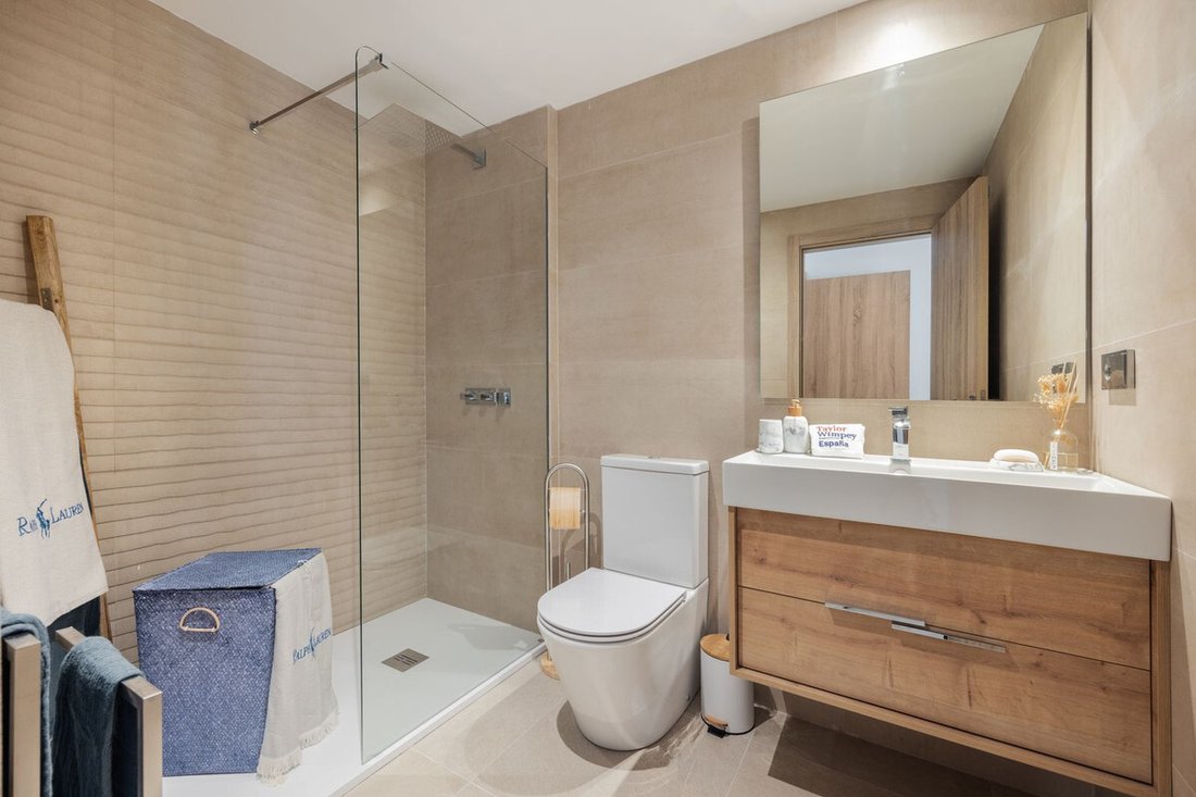 Penthouse in Estepona, Andalusia, Spain 5 - 15375859