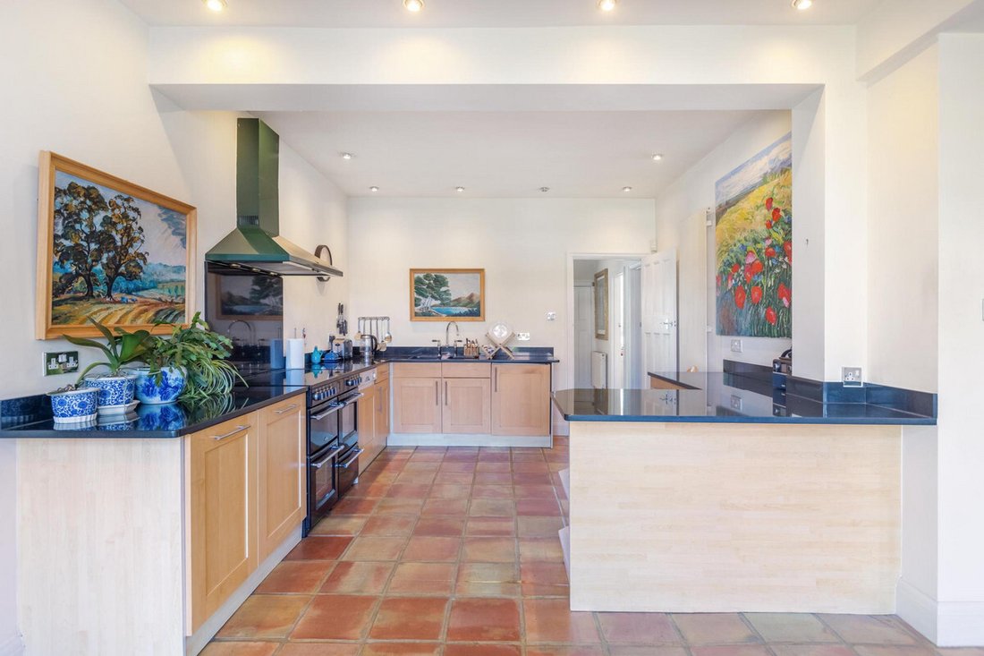 House in West Ealing, Ealing, England 3 - 15377155
